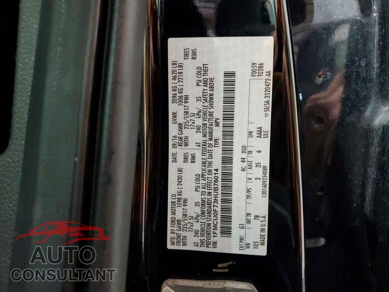 FORD ESCAPE 2017 - 1FMCU0F73HUB76014