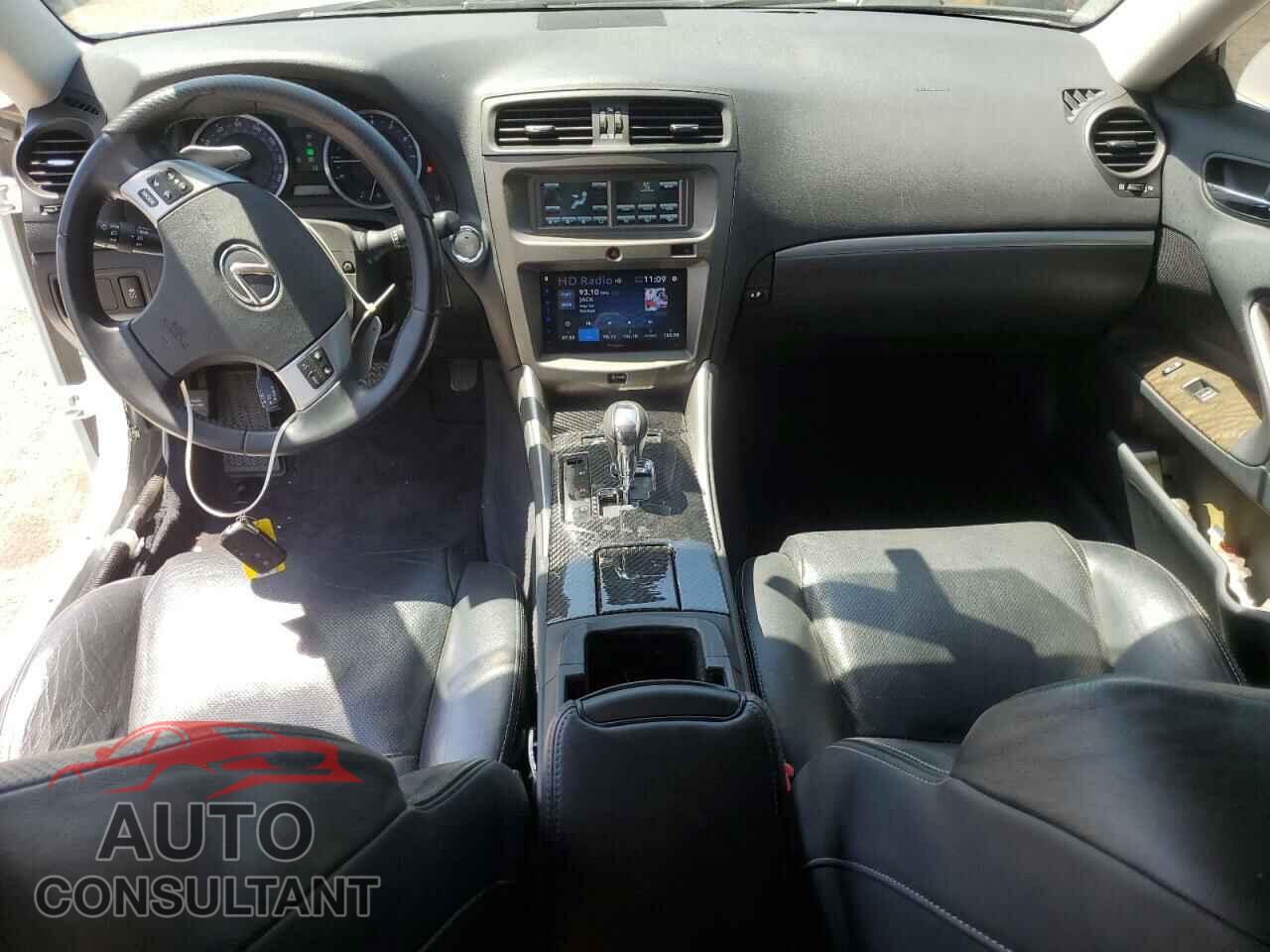 LEXUS IS 2012 - JTHBF5C2XC5162760