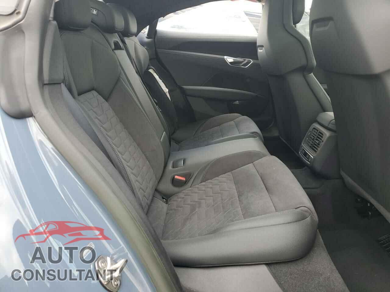 AUDI E-TRON GT 2022 - WAUEJBFW0N7009075