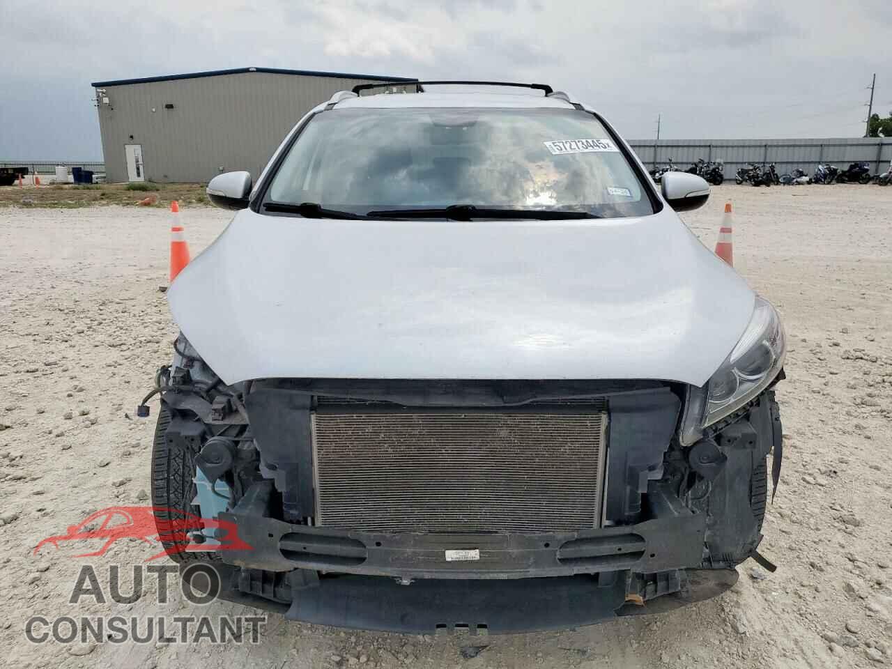 KIA SORENTO 2017 - 5XYPGDA54HG329236