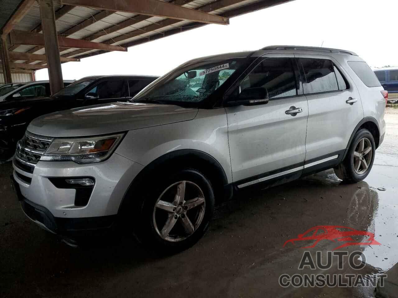 FORD EXPLORER 2018 - 1FM5K7D81JGA25082