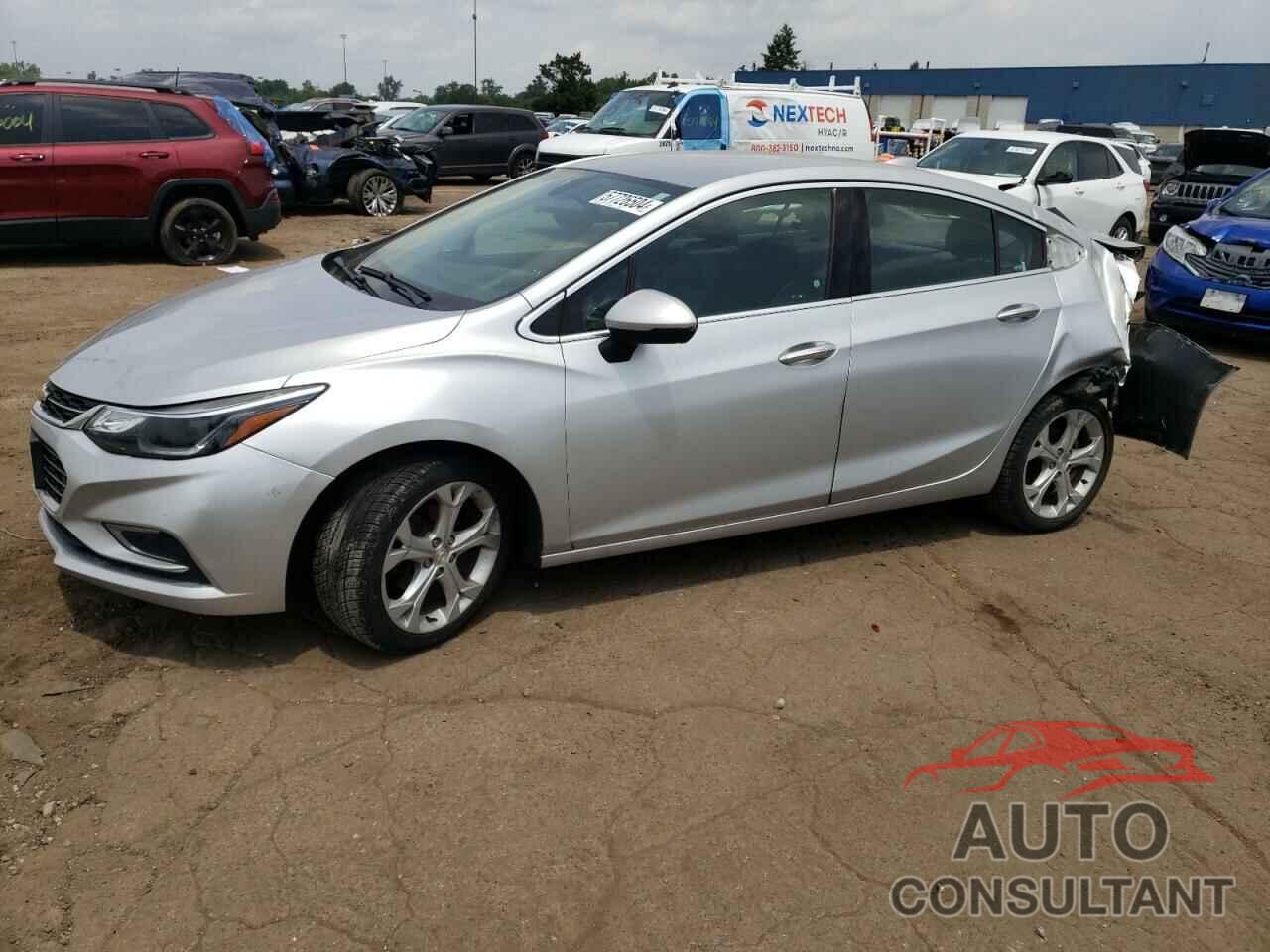 CHEVROLET CRUZE 2018 - 1G1BF5SM9J7168578