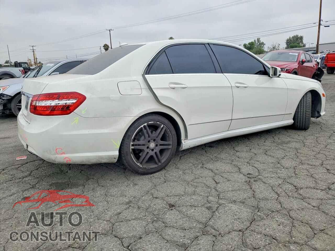 MERCEDES-BENZ E-CLASS 2010 - WDDHF5GB2AA212759