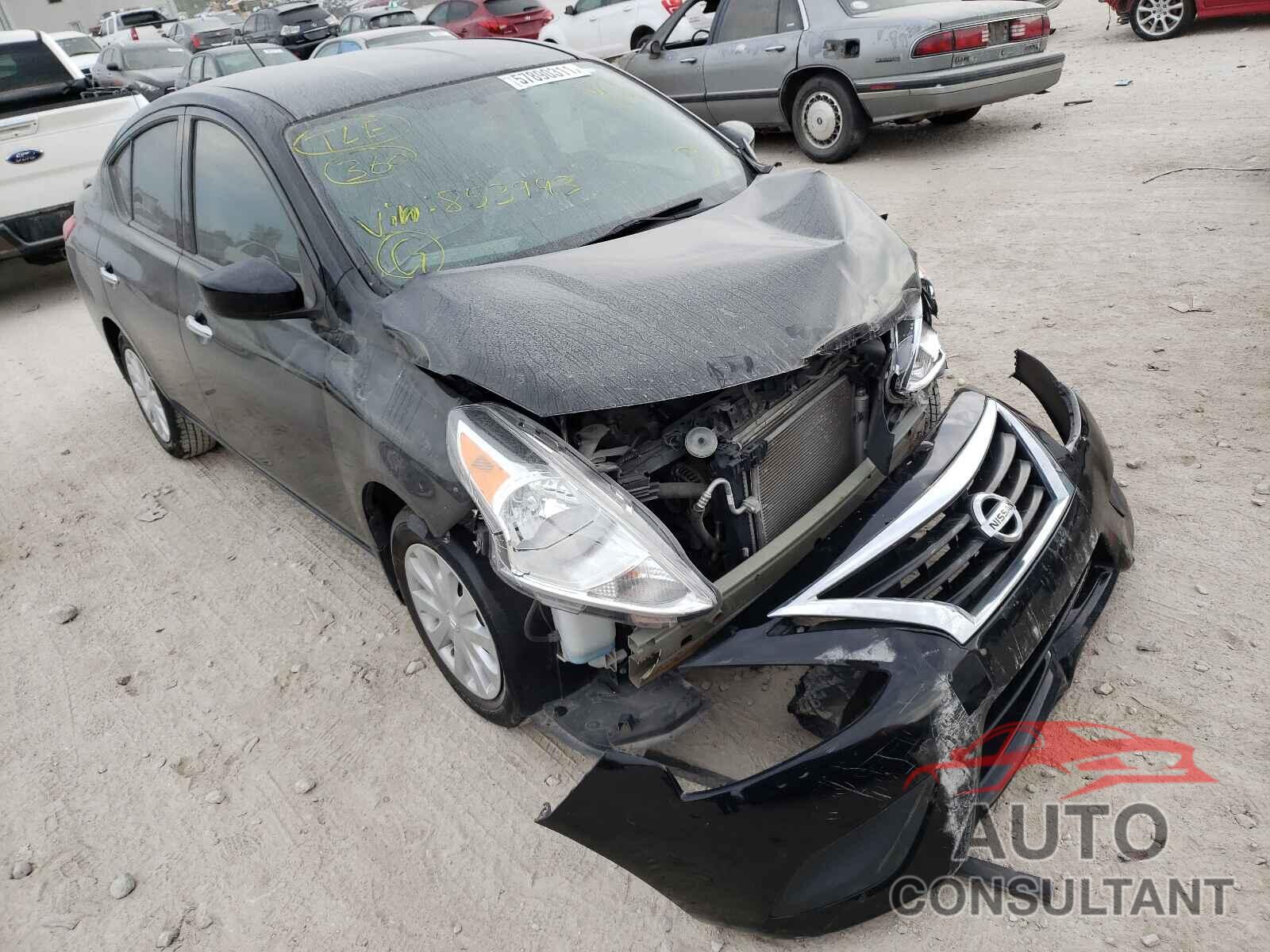 NISSAN VERSA 2017 - 3N1CN7AP8HL853993