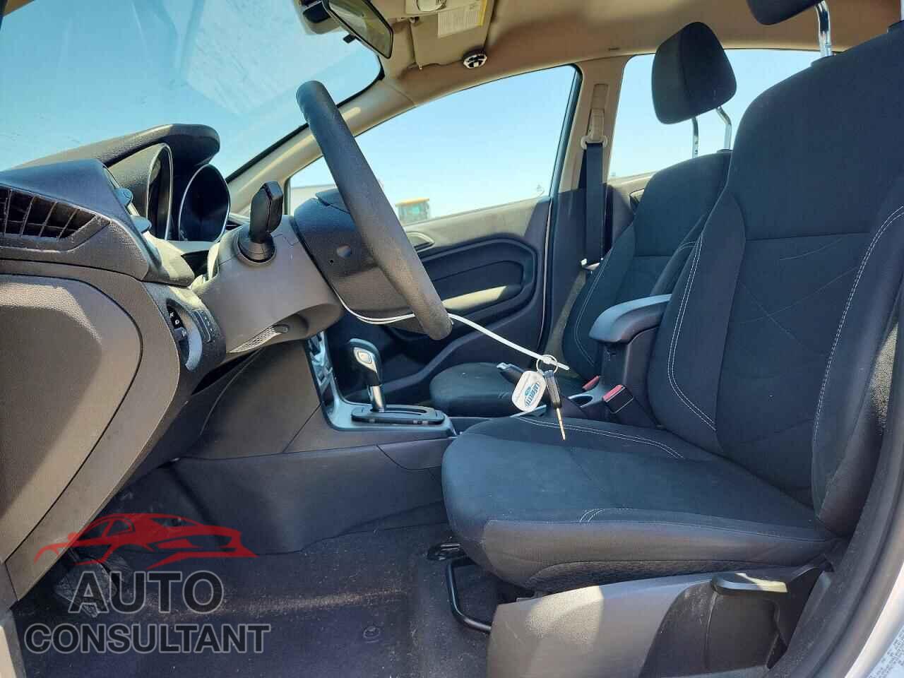 FORD FIESTA 2017 - 3FADP4EJ1HM158657