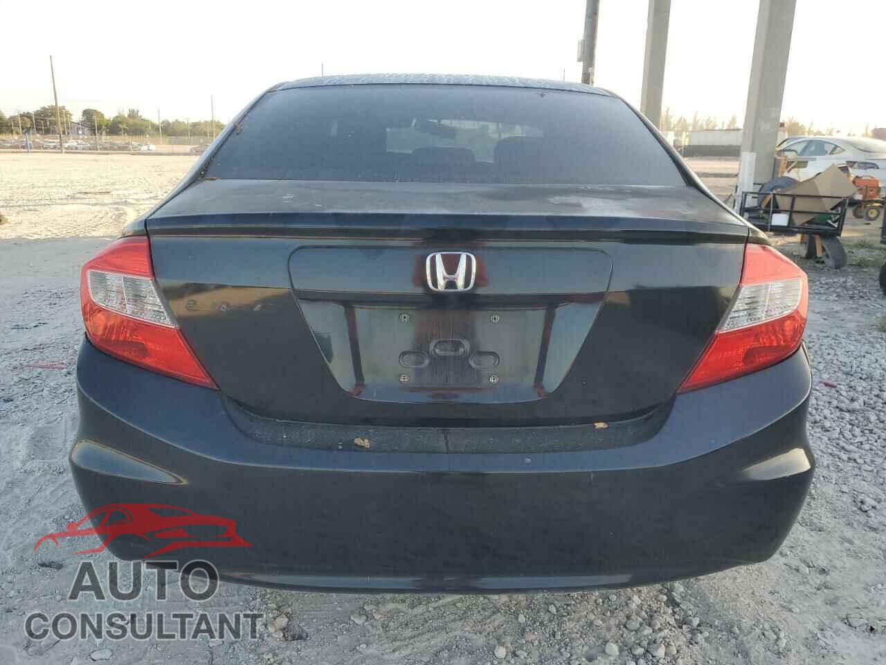 HONDA CIVIC 2012 - 2HGFB2F96CH542209