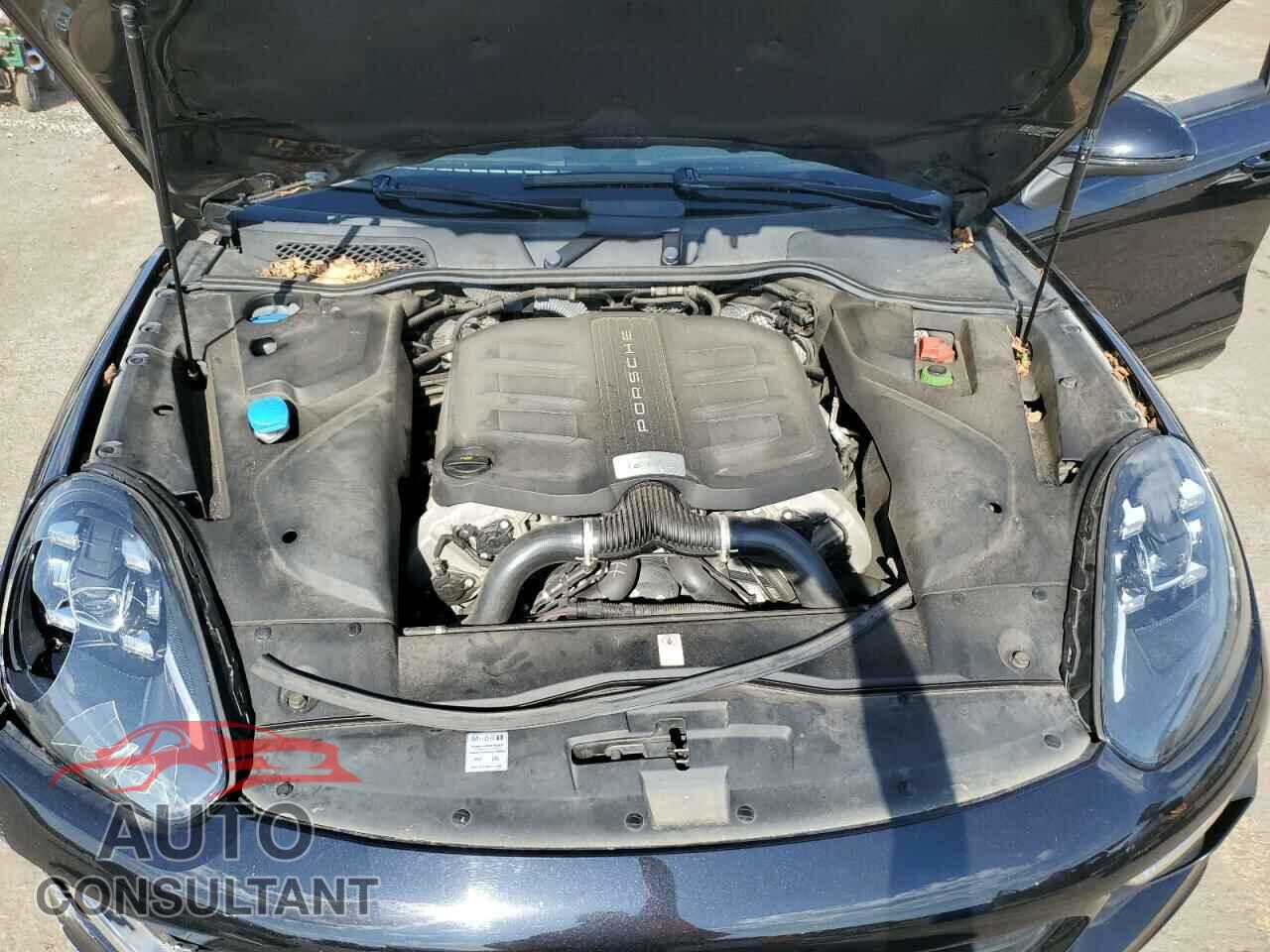 PORSCHE CAYENNE 2017 - WP1AB2A22HLA50675