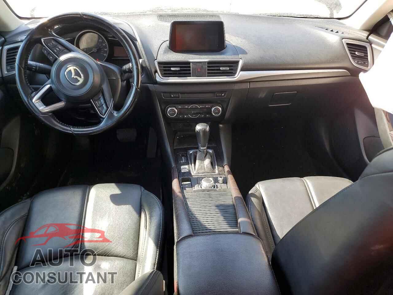 MAZDA 3 2017 - 3MZBN1V70HM138519