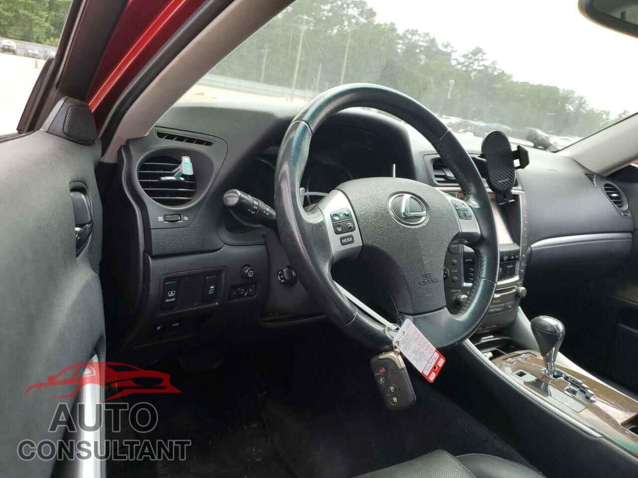 LEXUS IS 2013 - JTHCF5C21D5063461