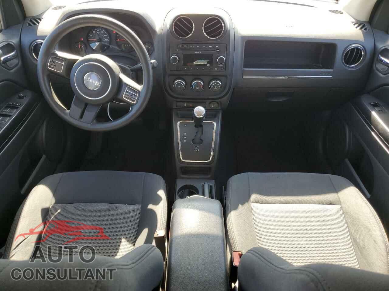 JEEP COMPASS 2011 - 1J4NF1FB5BD258569