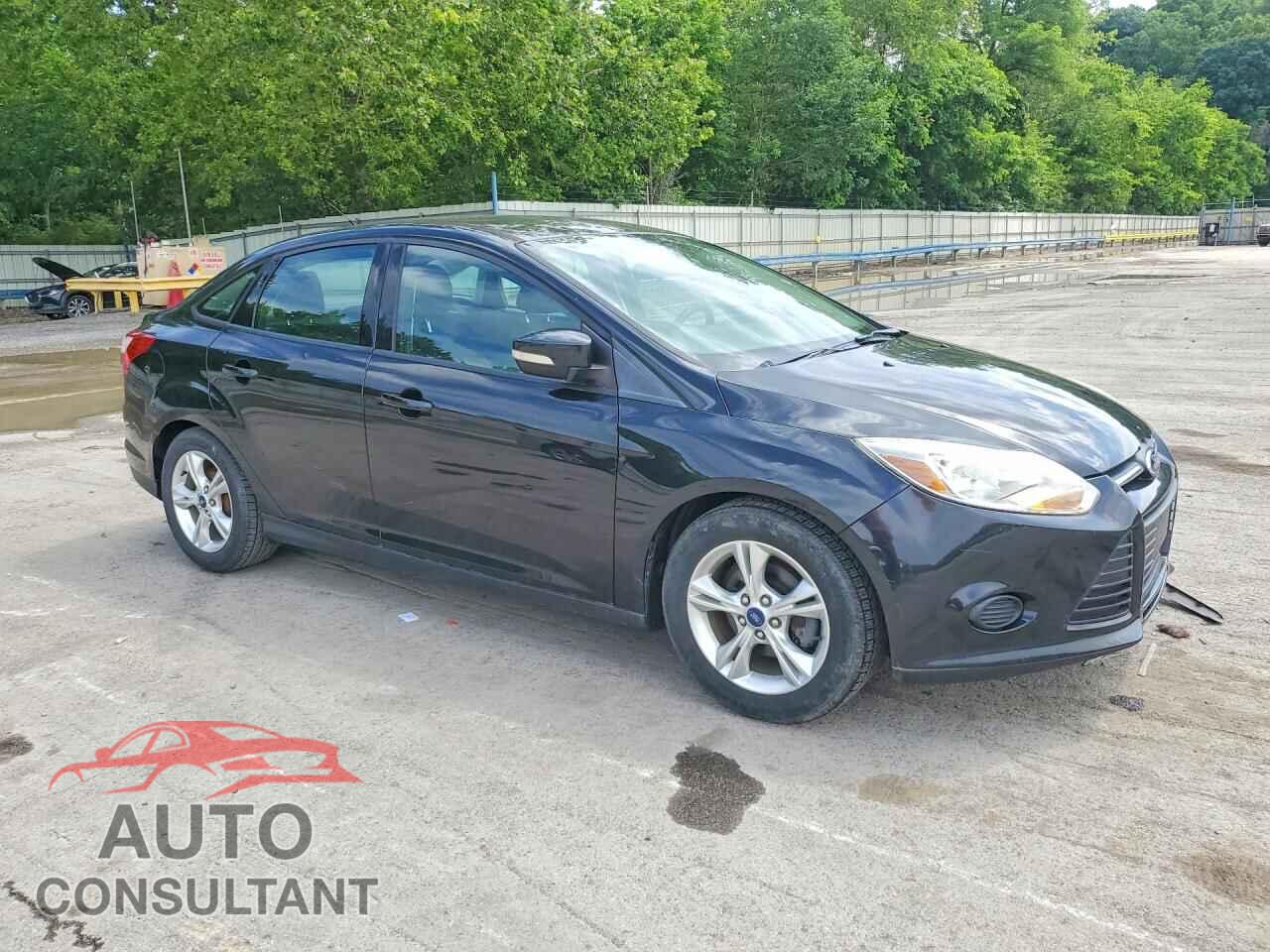 FORD FOCUS 2014 - 1FADP3F27EL390002