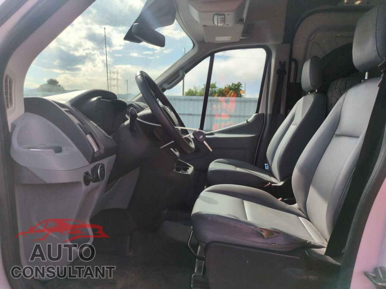 FORD TRANSIT 2017 - 1FTYR2CM6HKB46700