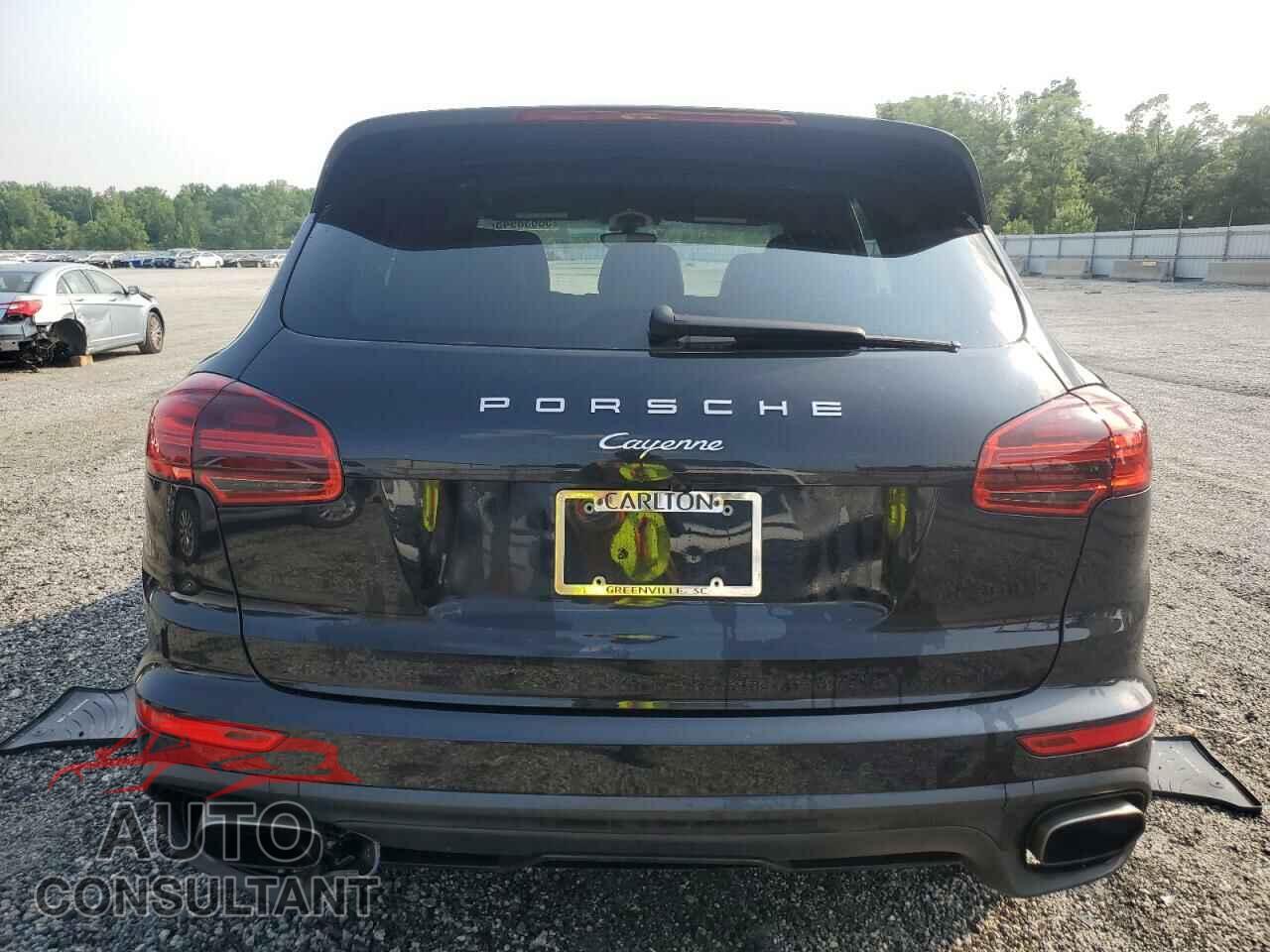 PORSCHE CAYENNE 2018 - WP1AA2A2XJKA05952
