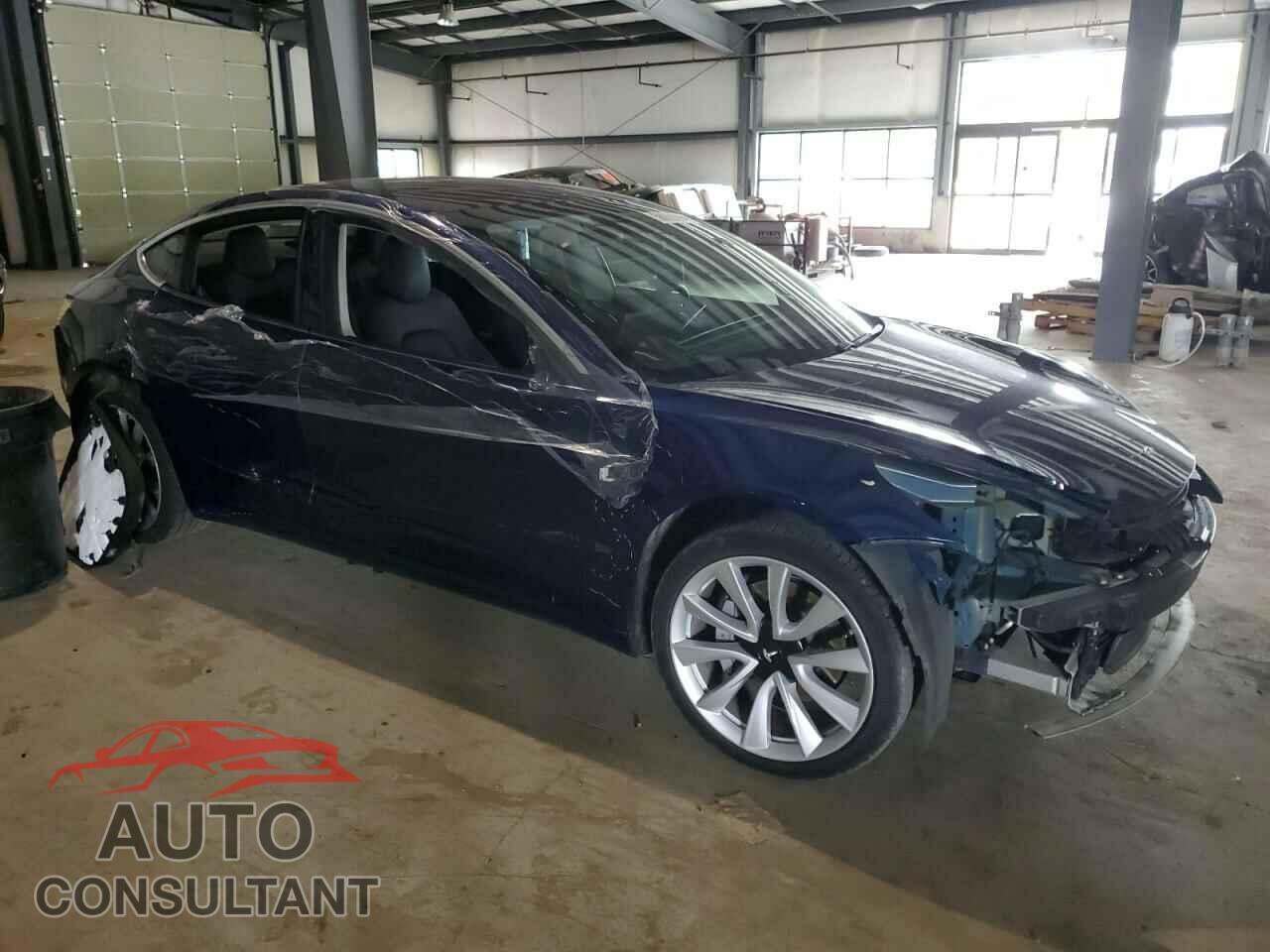 TESLA MODEL 3 2018 - 5YJ3E1EB4JF063653