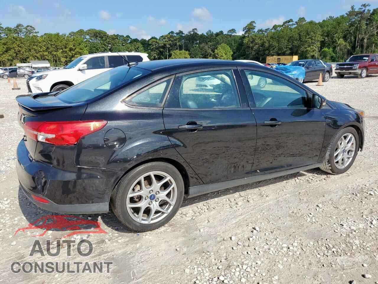 FORD FOCUS 2015 - 1FADP3F20FL320066