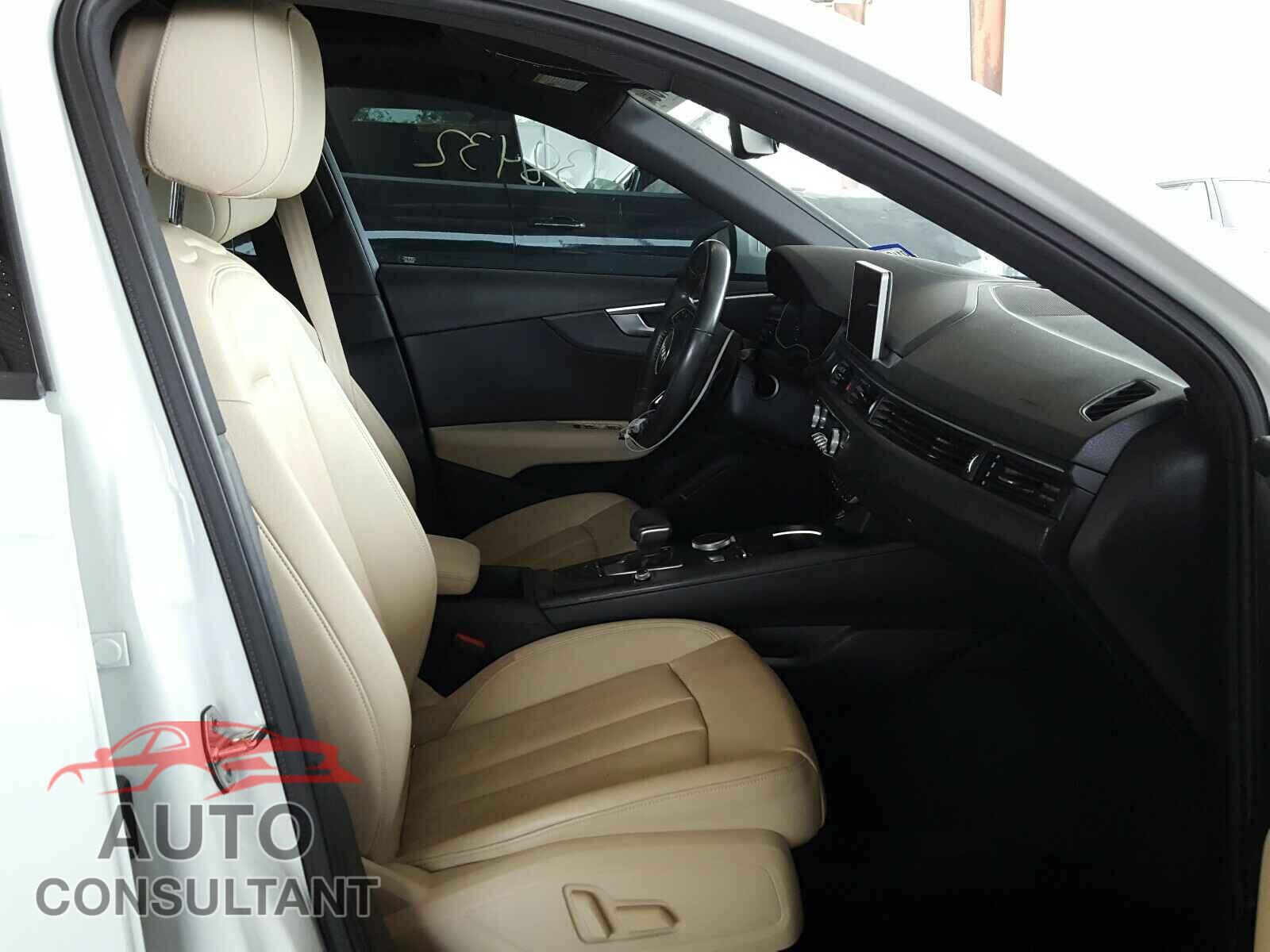 AUDI A4 2017 - WAUKMAF46HN056940