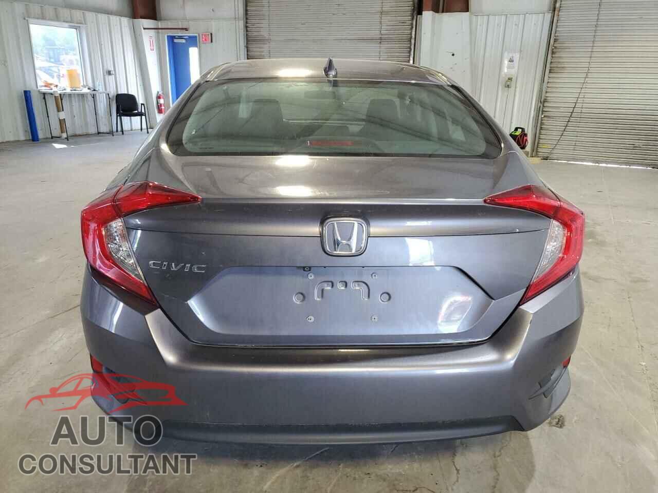 HONDA CIVIC 2018 - 19XFC2F76JE041565