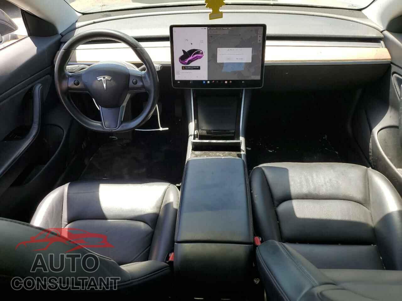 TESLA MODEL 3 2018 - 5YJ3E1EA6JF019905