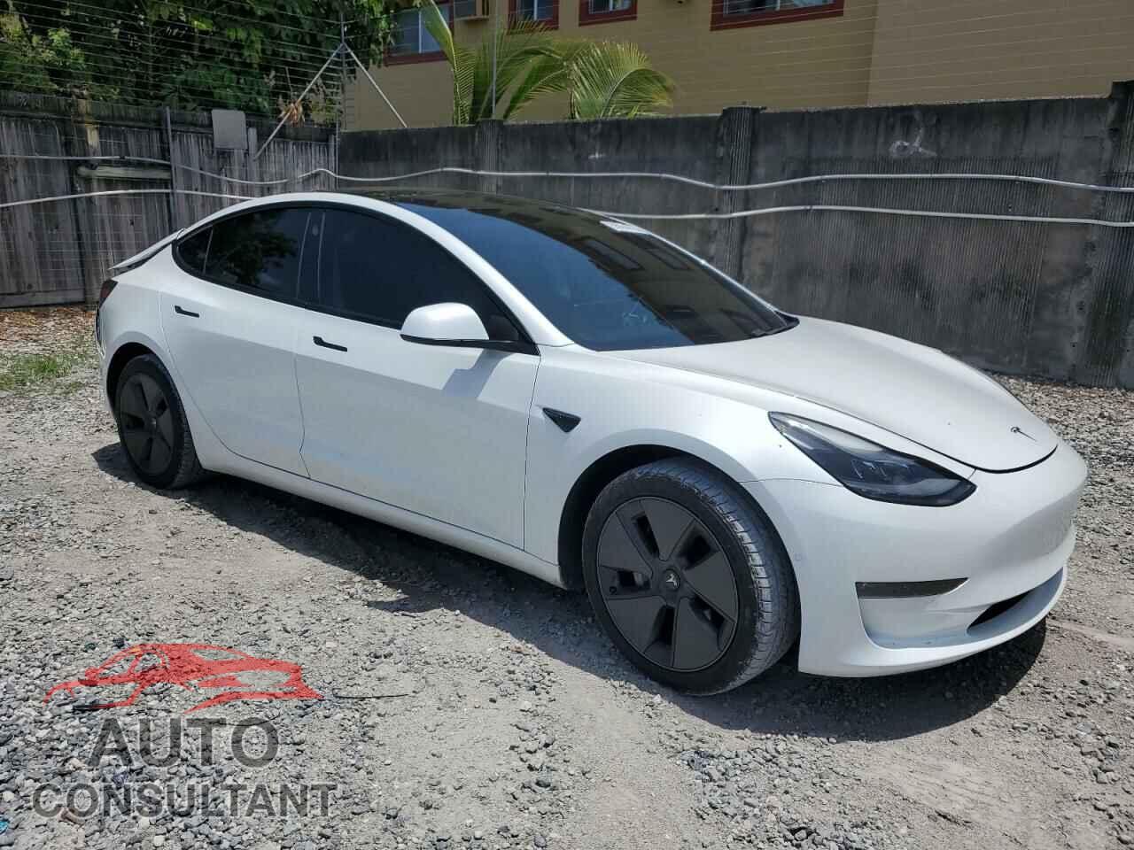 TESLA MODEL 3 2021 - 5YJ3E1EB2MF054518