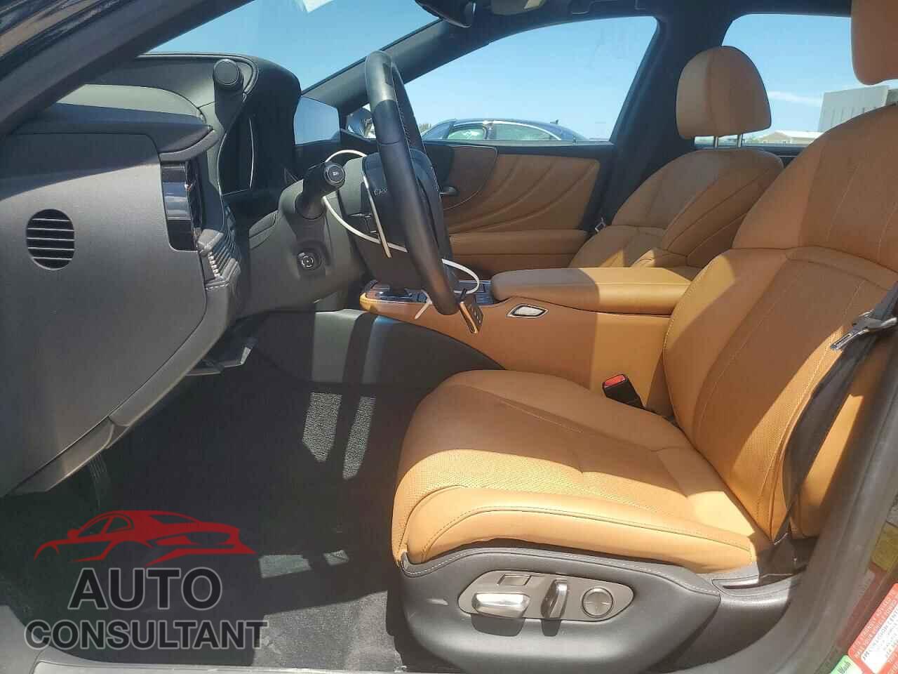 LEXUS LS500 2021 - JTHD51FF3M5014339