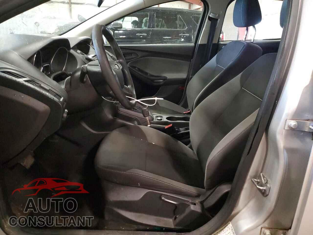 FORD FOCUS 2013 - 1FADP3E29DL262425