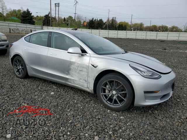 TESLA MODEL 3 2018 - 5YJ3E1EA8JF041145
