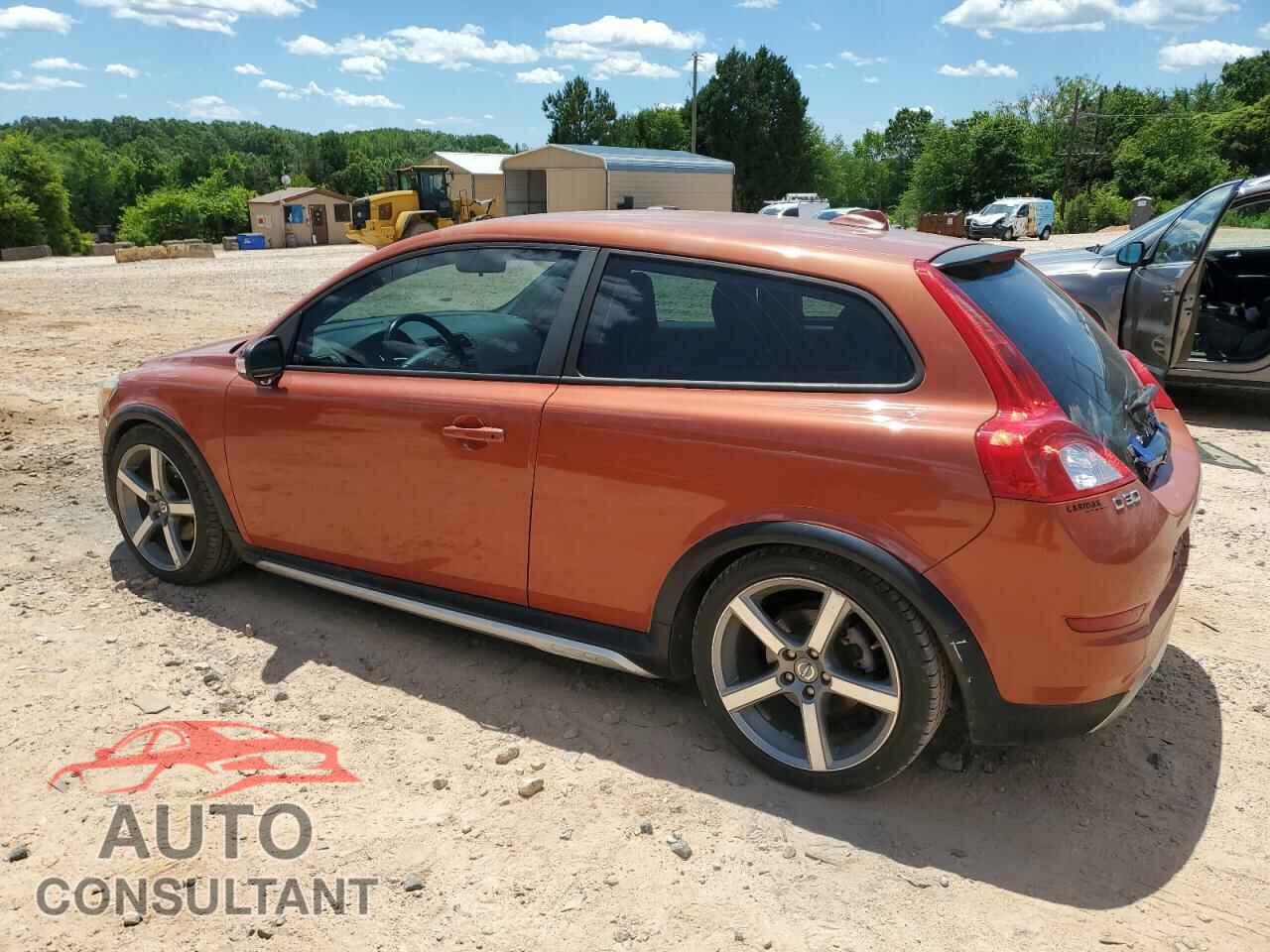 VOLVO C30 2011 - YV1672MK0B2208832
