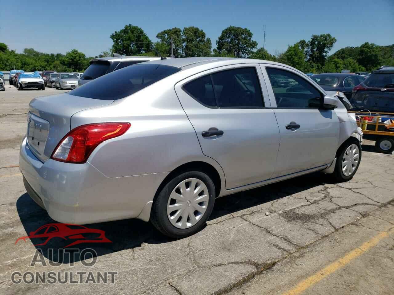 NISSAN VERSA 2019 - 3N1CN7AP9KL872074