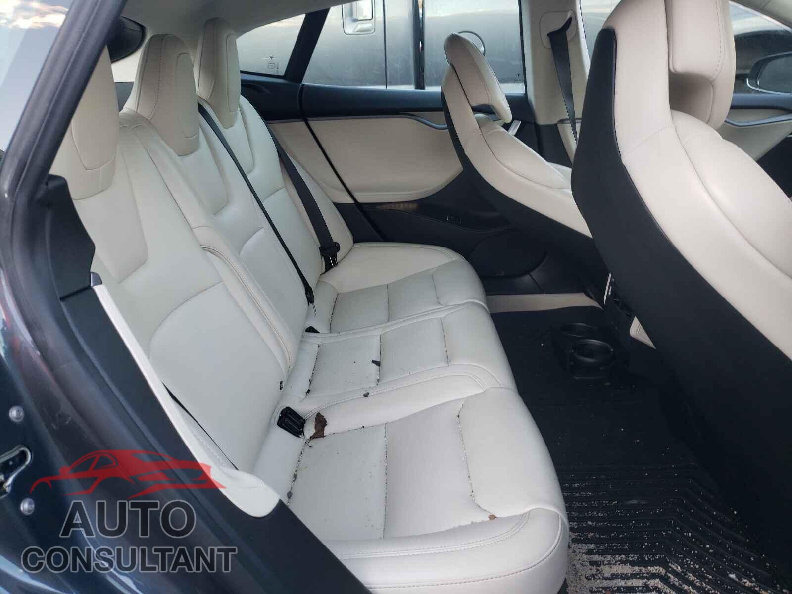 TESLA MODEL S 2018 - 5YJSA1E25JF283570