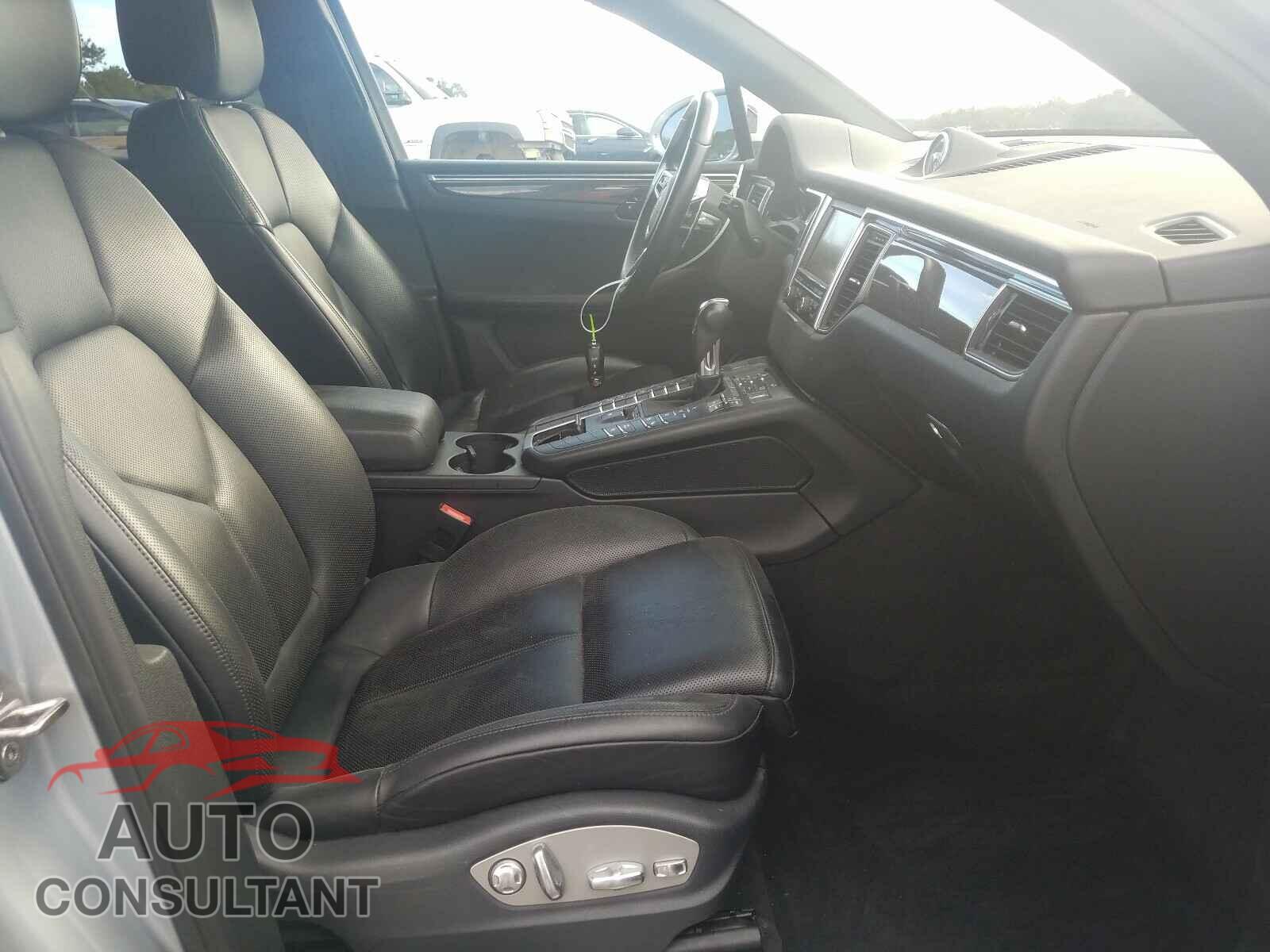 PORSCHE MACAN 2016 - WP1AB2A5XGLB52380
