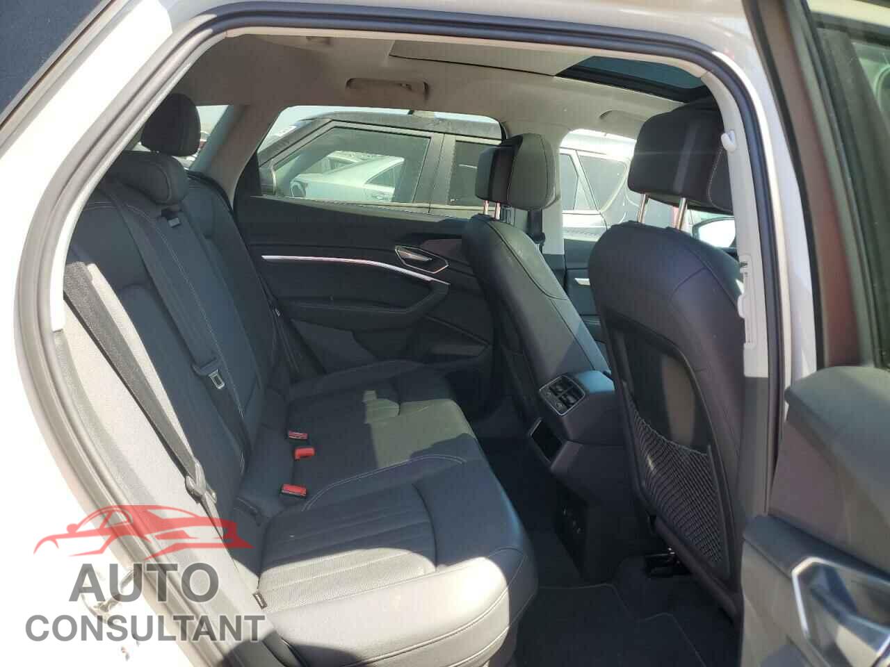 AUDI E-TRON 2021 - WA1LABGEXMB011812