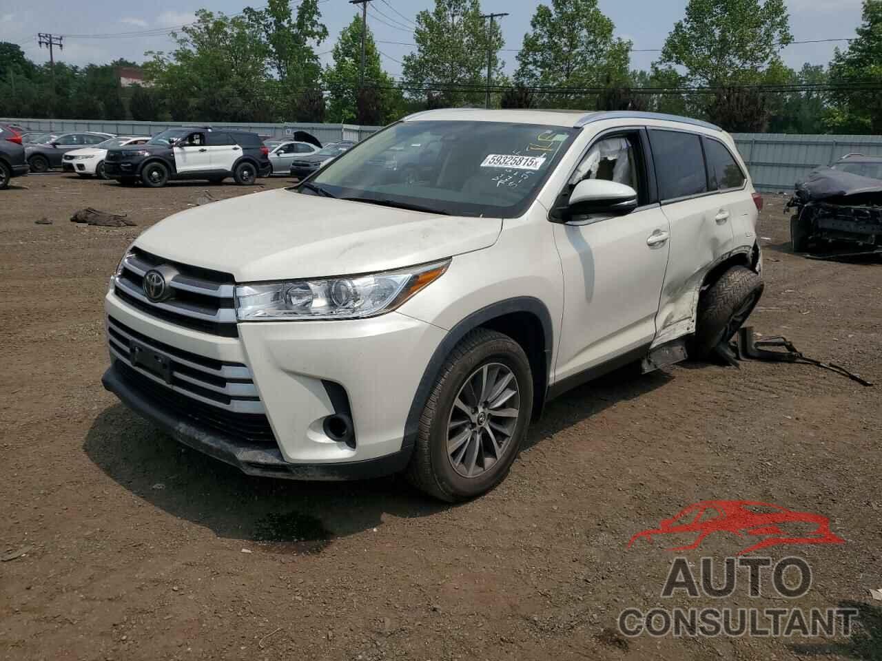 TOYOTA HIGHLANDER 2019 - 5TDJZRFH7KS611896