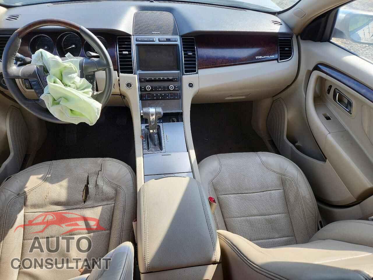 FORD TAURUS 2011 - 1FAHP2FW5BG100830