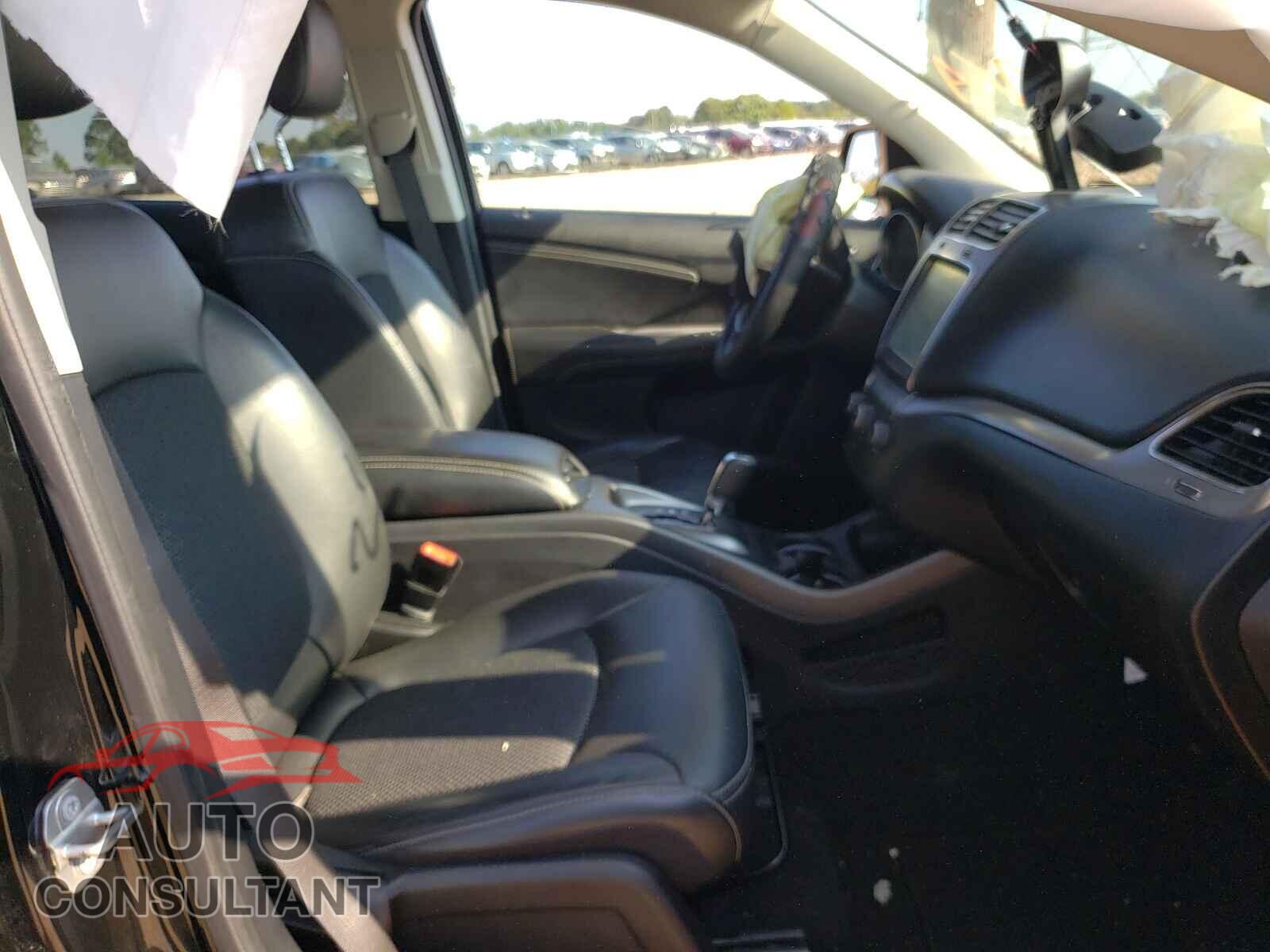 DODGE JOURNEY 2019 - 3C4PDCGBXKT845228