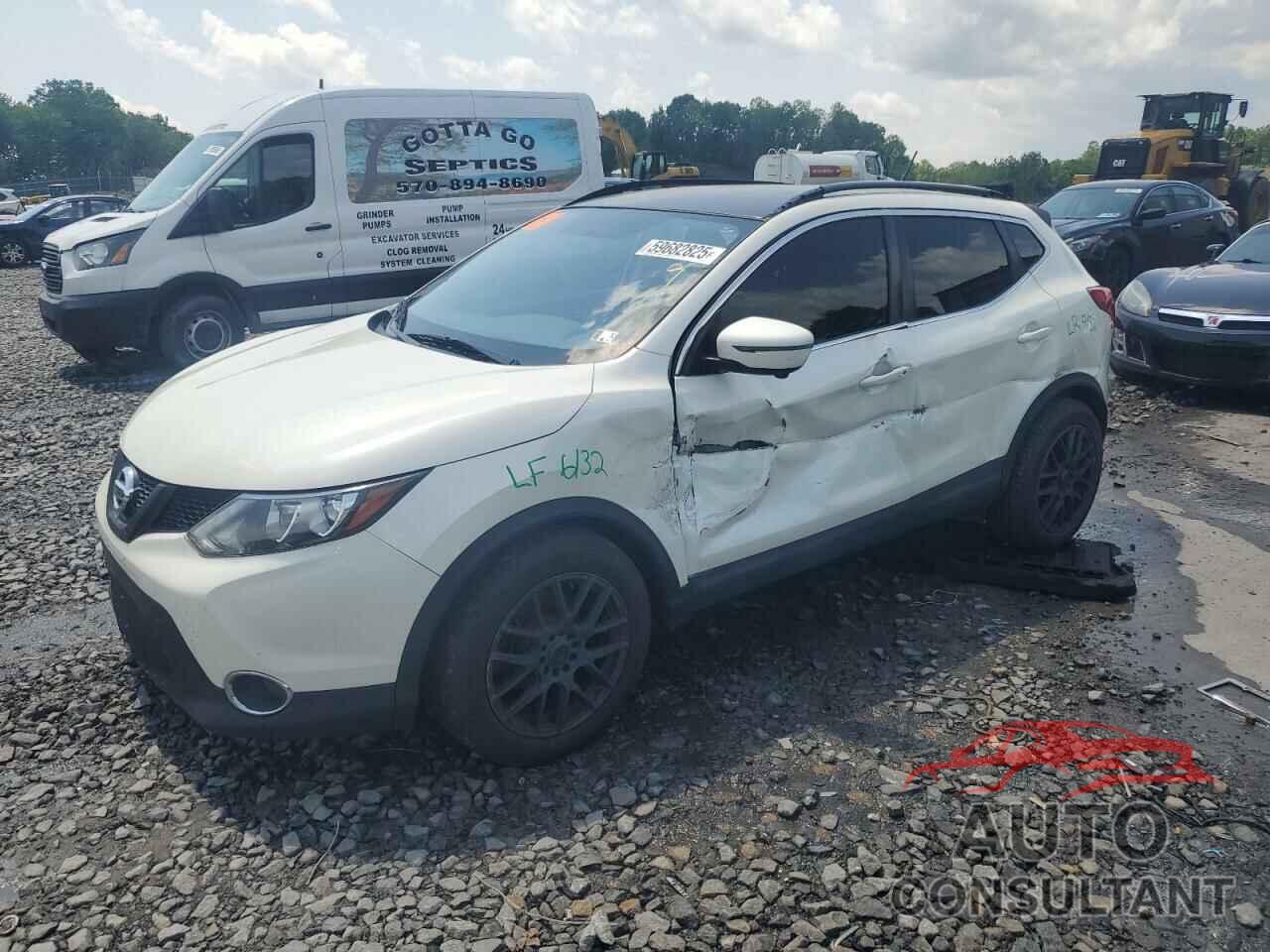 NISSAN ROGUE 2017 - JN1BJ1CR6HW106776