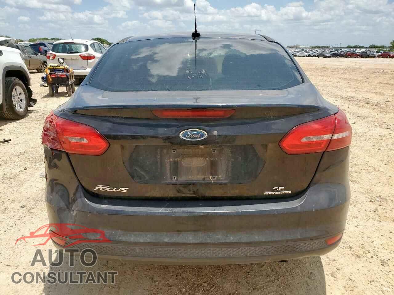 FORD FOCUS 2016 - 1FADP3F23GL271205