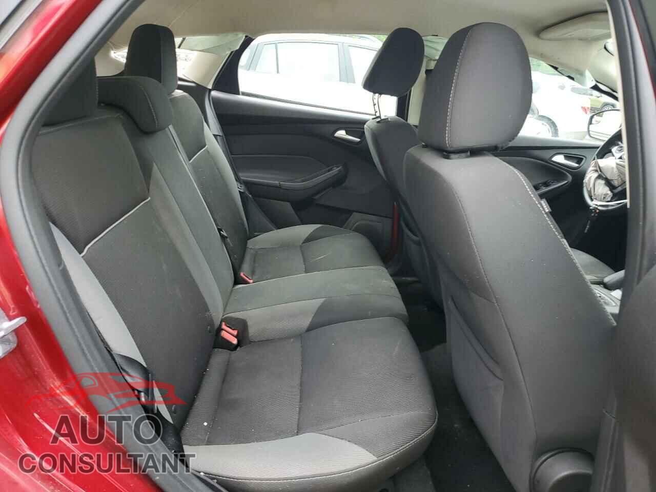 FORD FOCUS 2014 - 1FADP3K25EL205614