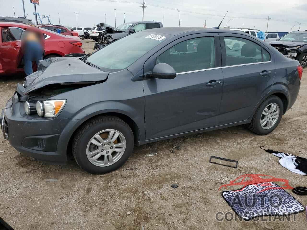 CHEVROLET SONIC 2013 - 1G1JD5SHXD4229317