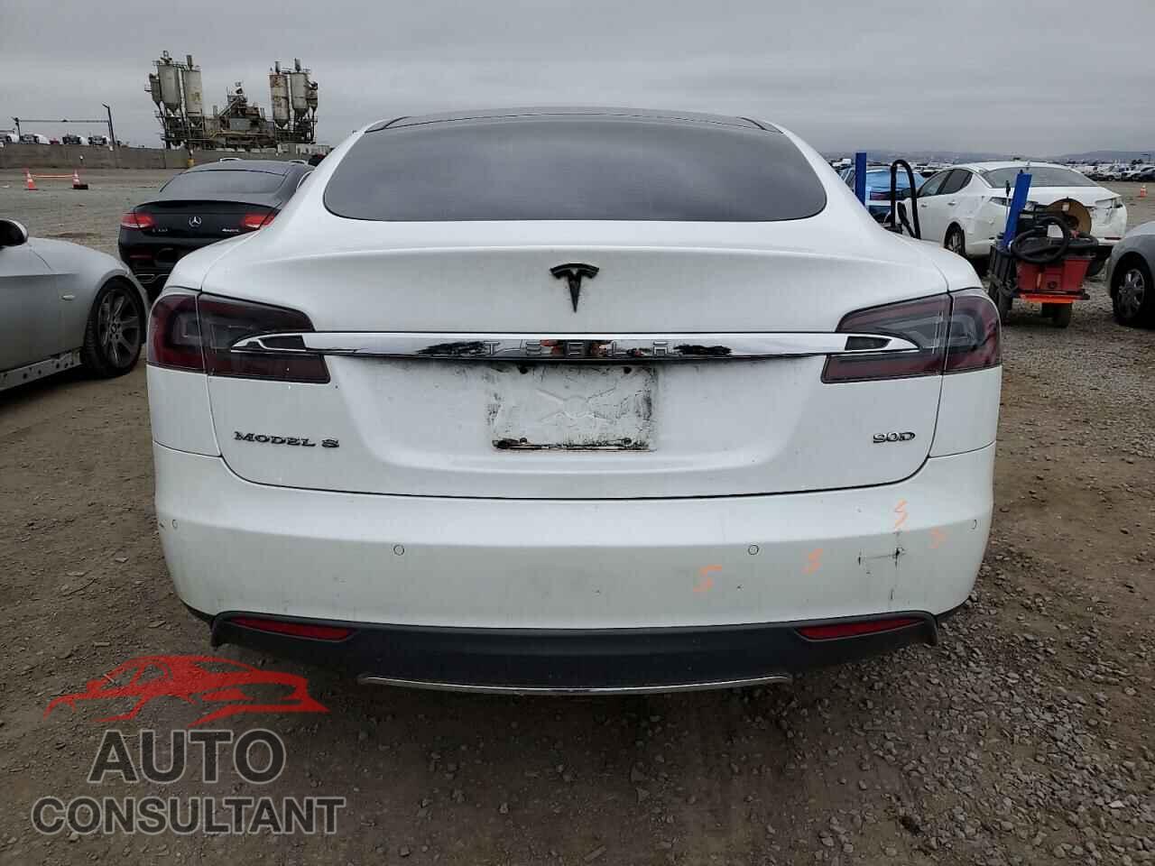 TESLA MODEL S 2016 - 5YJSA1E27GF128642