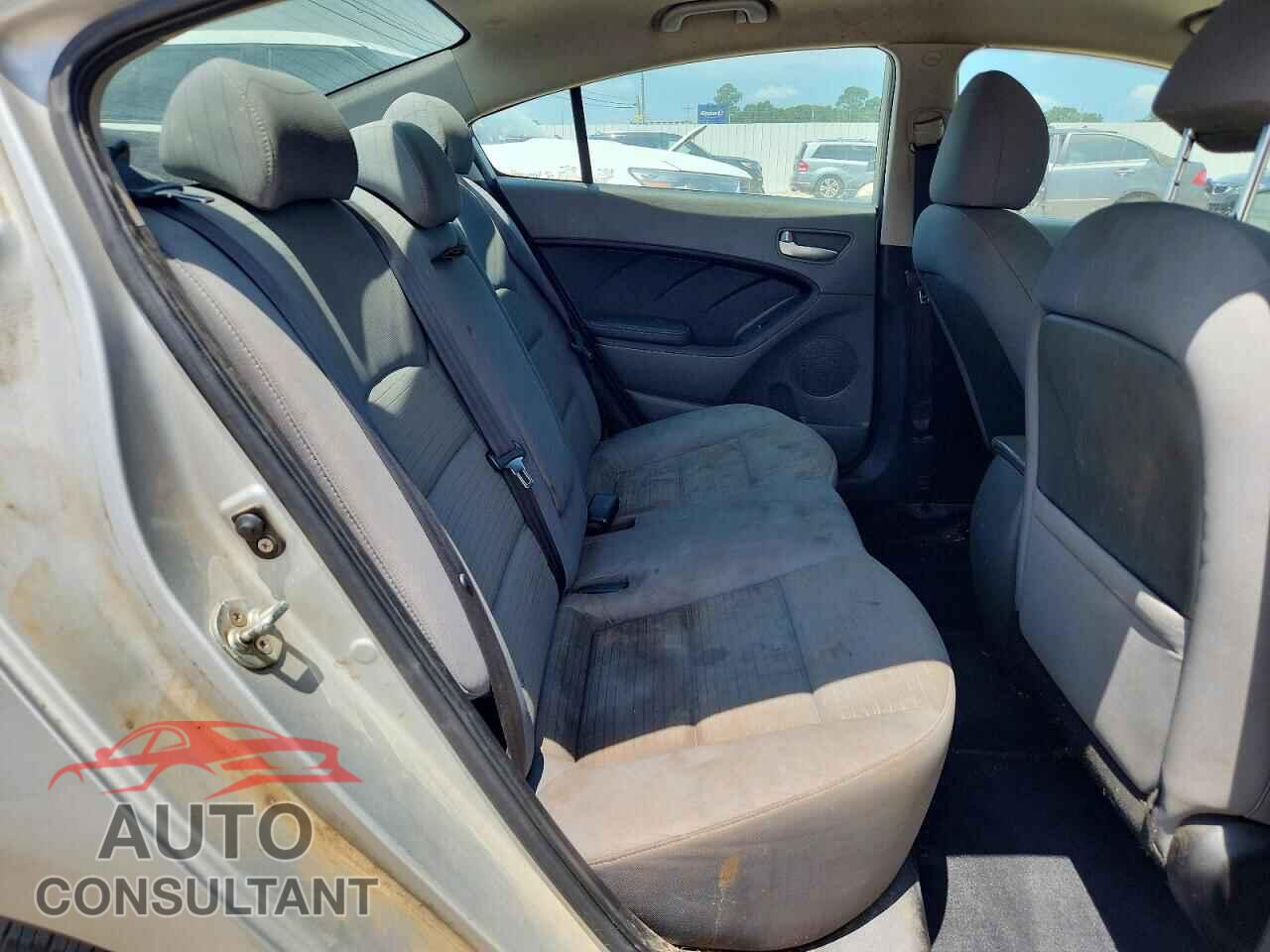 KIA FORTE 2017 - 3KPFL4A72HE083535