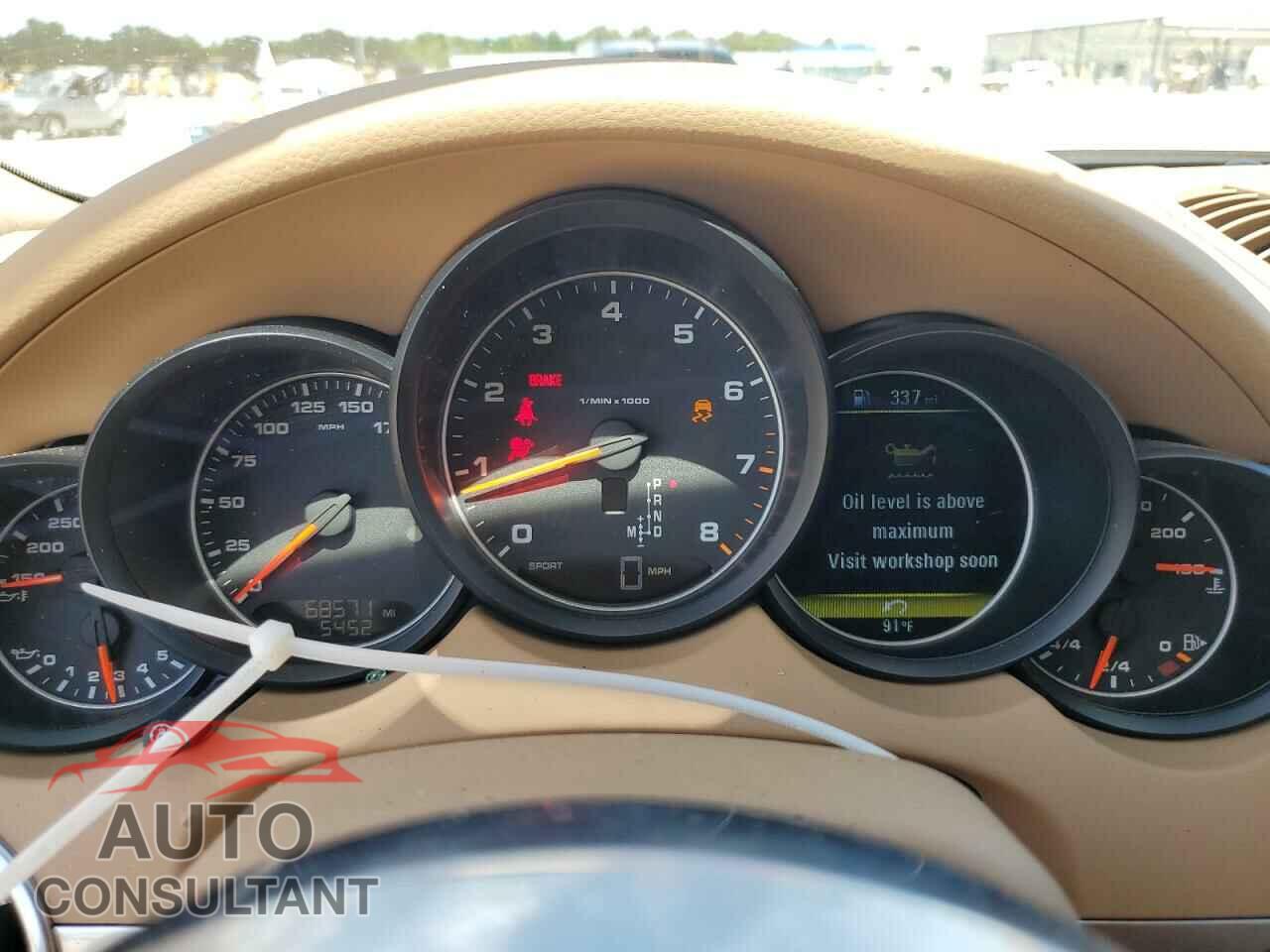 PORSCHE CAYENNE 2017 - WP1AA2A27HKA82269