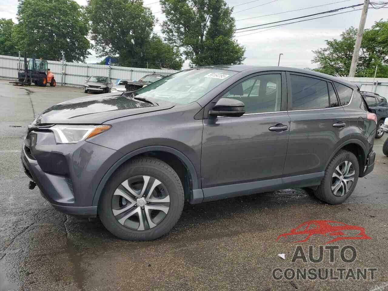 TOYOTA RAV4 2017 - JTMBFREV9HJ713842