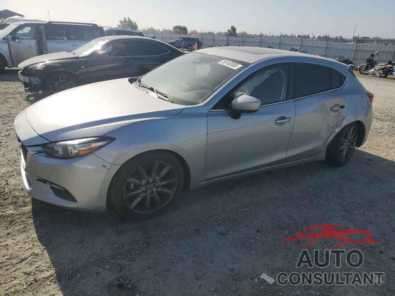 MAZDA 3 2018 - 3MZBN1L36JM175838