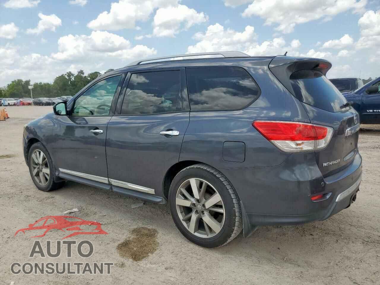 NISSAN PATHFINDER 2013 - 5N1AR2MM4DC628663