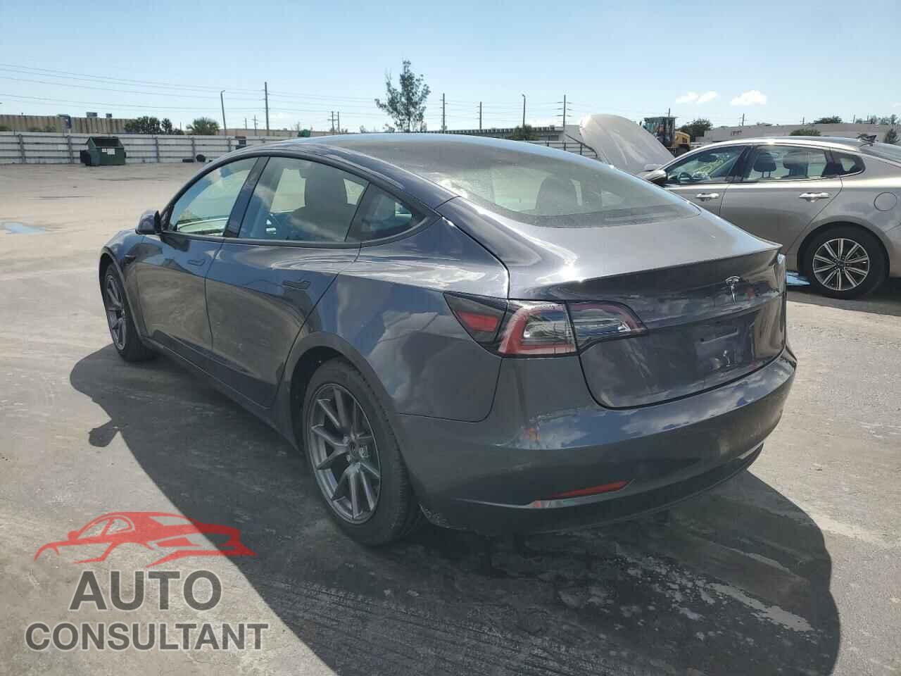 TESLA MODEL 3 2021 - 5YJ3E1EAXMF090416