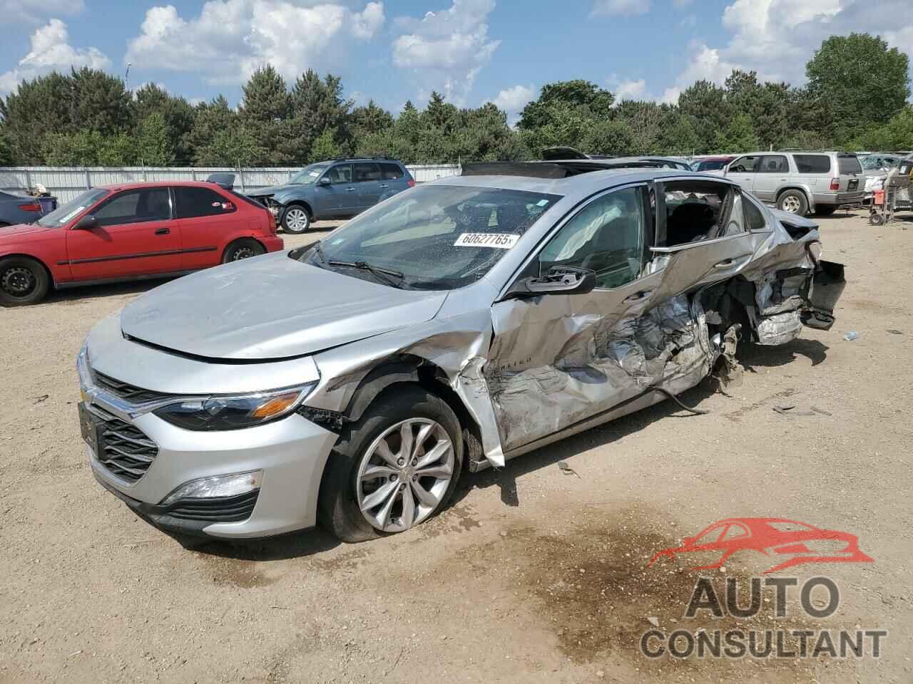 CHEVROLET MALIBU 2022 - 1G1ZD5ST6NF108605