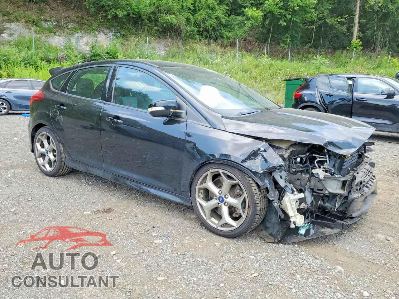 FORD FOCUS 2016 - 1FADP3L99GL224357