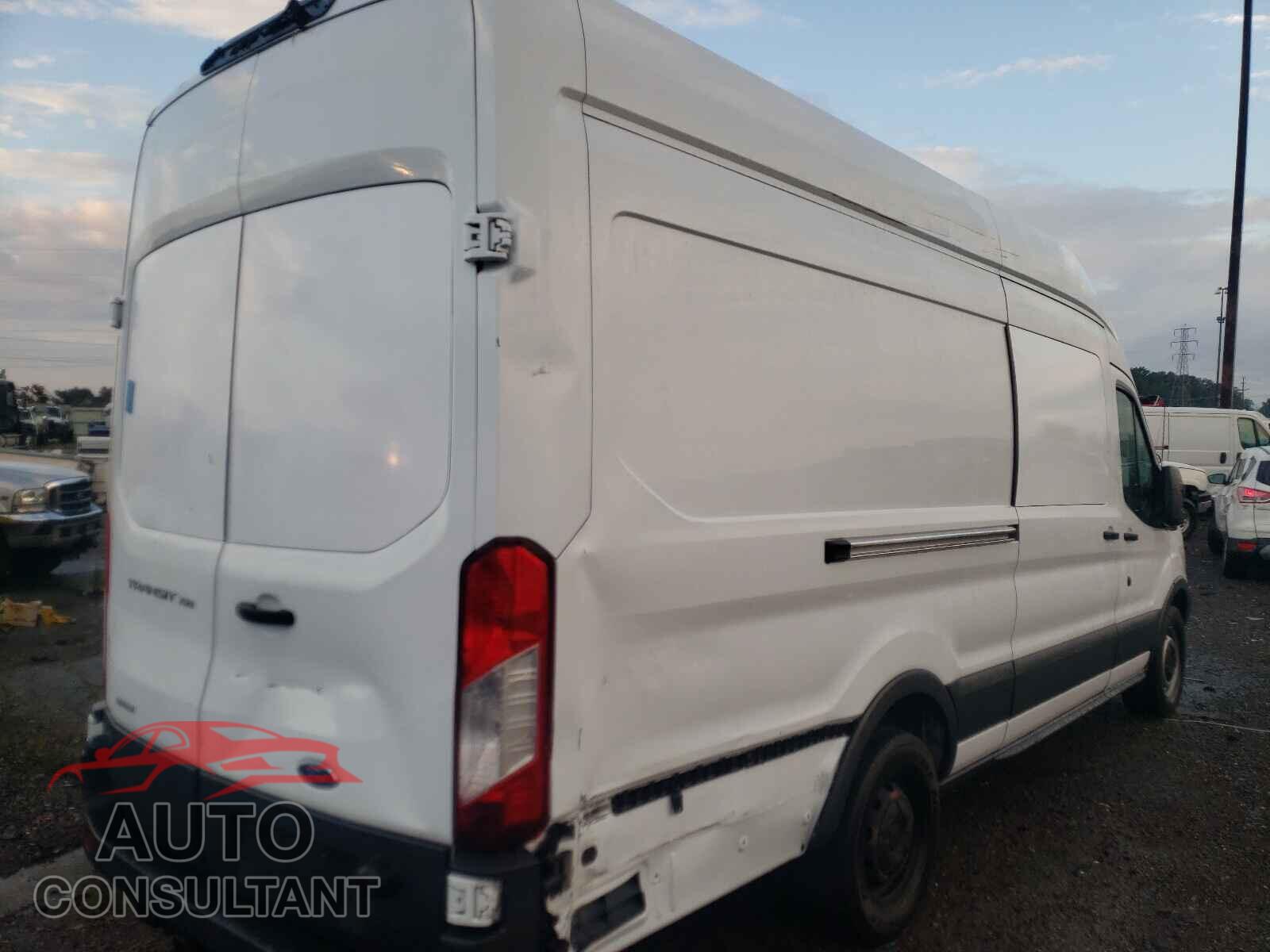 FORD TRANSIT CO 2018 - 1FTBW3XG0JKA74049