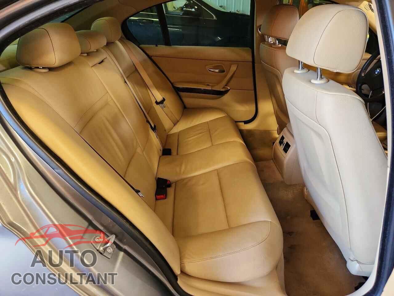 BMW 3 SERIES 2010 - WBAPH5G52ANM36047