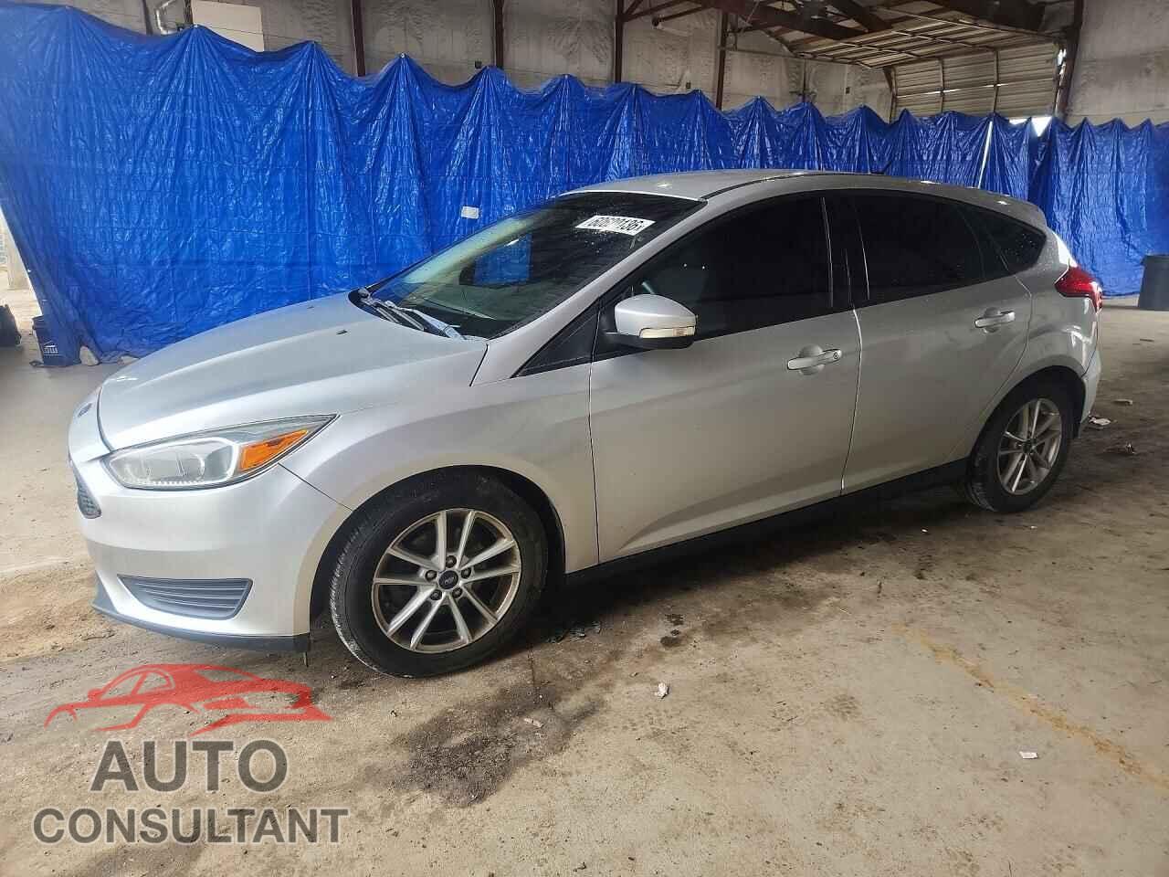 FORD FOCUS 2015 - 1FADP3K20FL223147